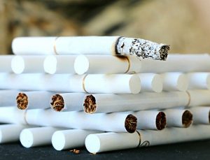 Read more about the article טראמפ ייפגש עם בכירים בתעשיית הטבק, תומכי הסיגריות האלקטרוניות ונציגי בריאות הציבור